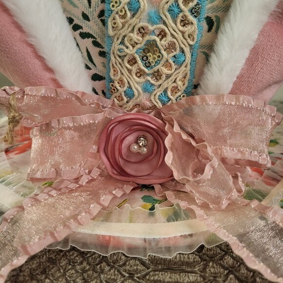 Begnoia Market tapestry style Easter ears top hat- Easter decor - Picture 5 of 8